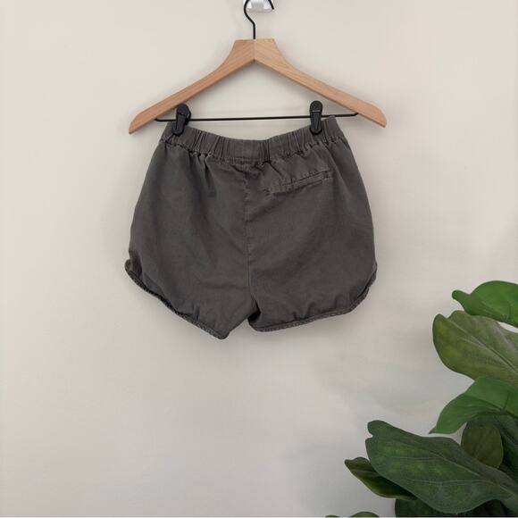 Madewell Olive Green Elastic Waist Shorts Solid Casual Summer Relaxation Pull On - Picture 2 of 4